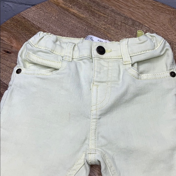 Zara BabyBoy Light yellow Jeans - Picture 5 of 8